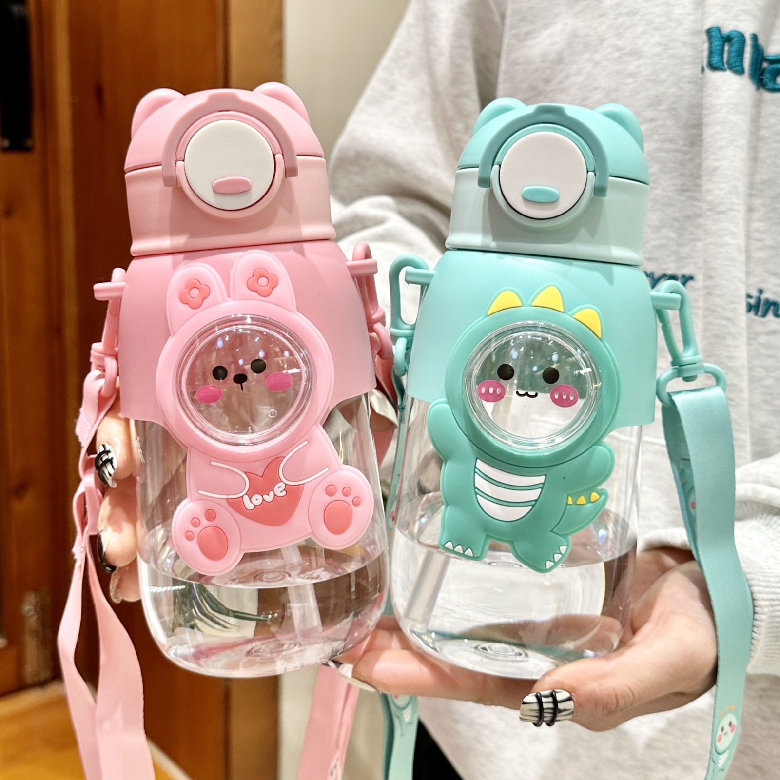 Cute Cartoon Water Bottle with Straw, Leak-Proof Design, Hand Washable, Shoulder Strap (Green)
